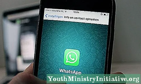 Come eliminare un messaggio Whatsapp che hai inviato